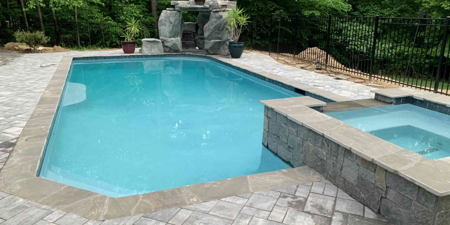 Azalea Pools and Outdoor Living